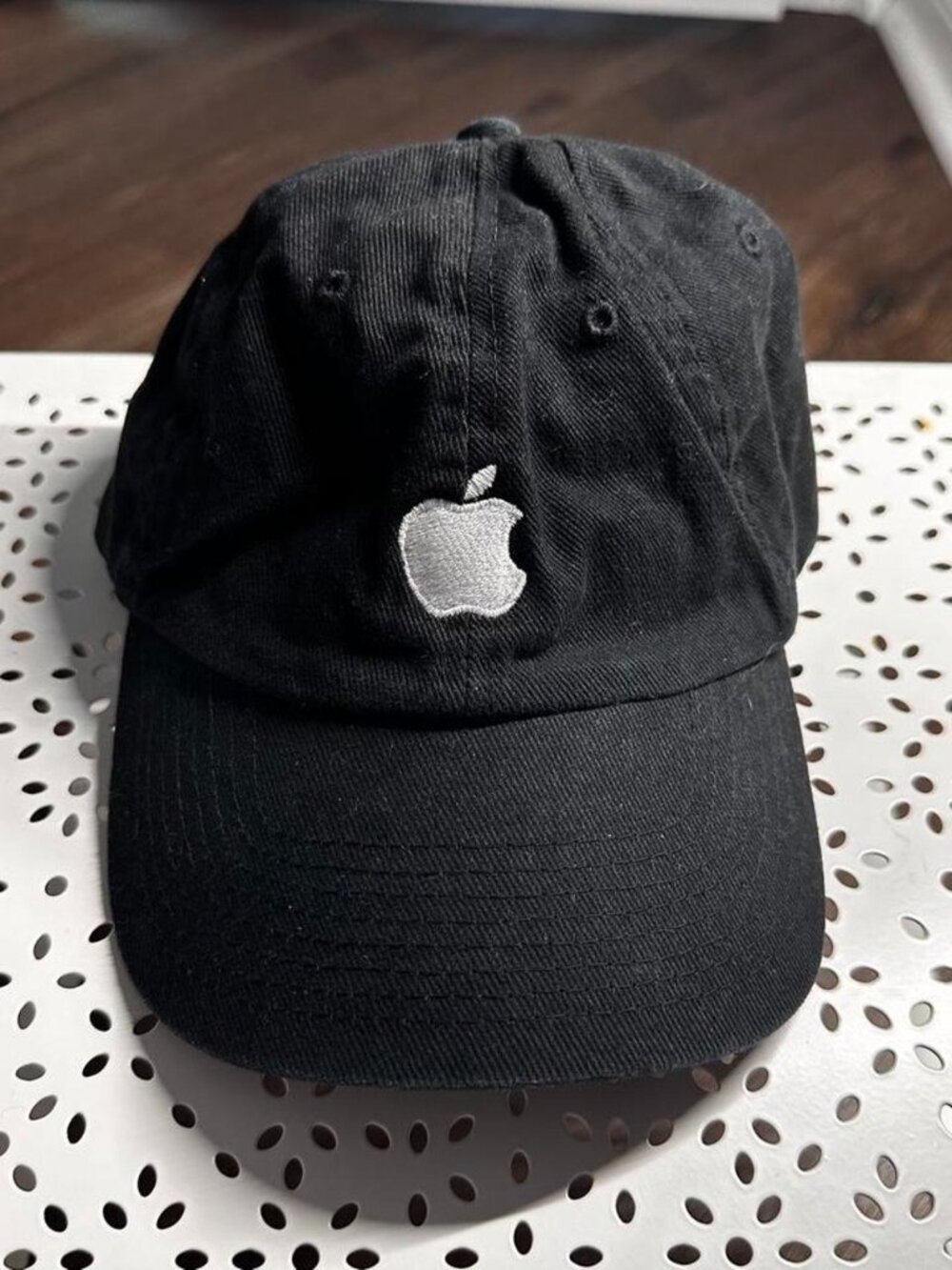 VINTAGE APPLE BLACK EMPLOYEE BASEBALL CAP